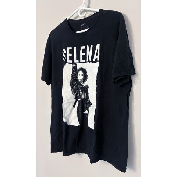 (Officially Licensed) Selena "Latin Queen" Graphic Tee collection shirt Size XL - Picture 2 of 5